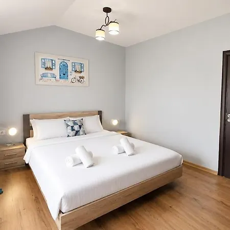 Cozy 1br Near Dentaprime W/ Free Parking וארנה